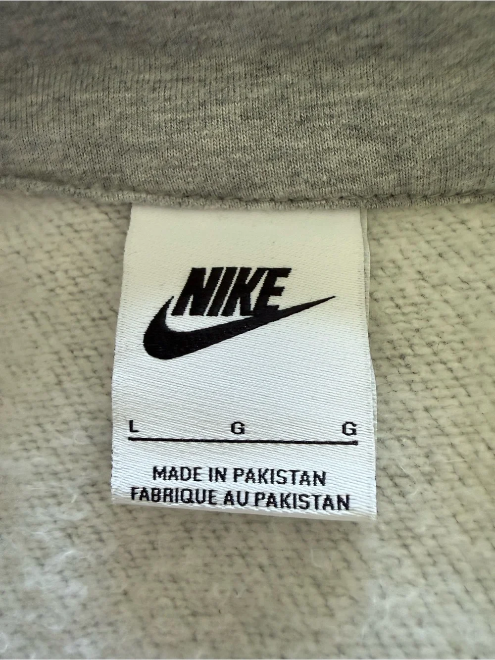 Nike classic pullover